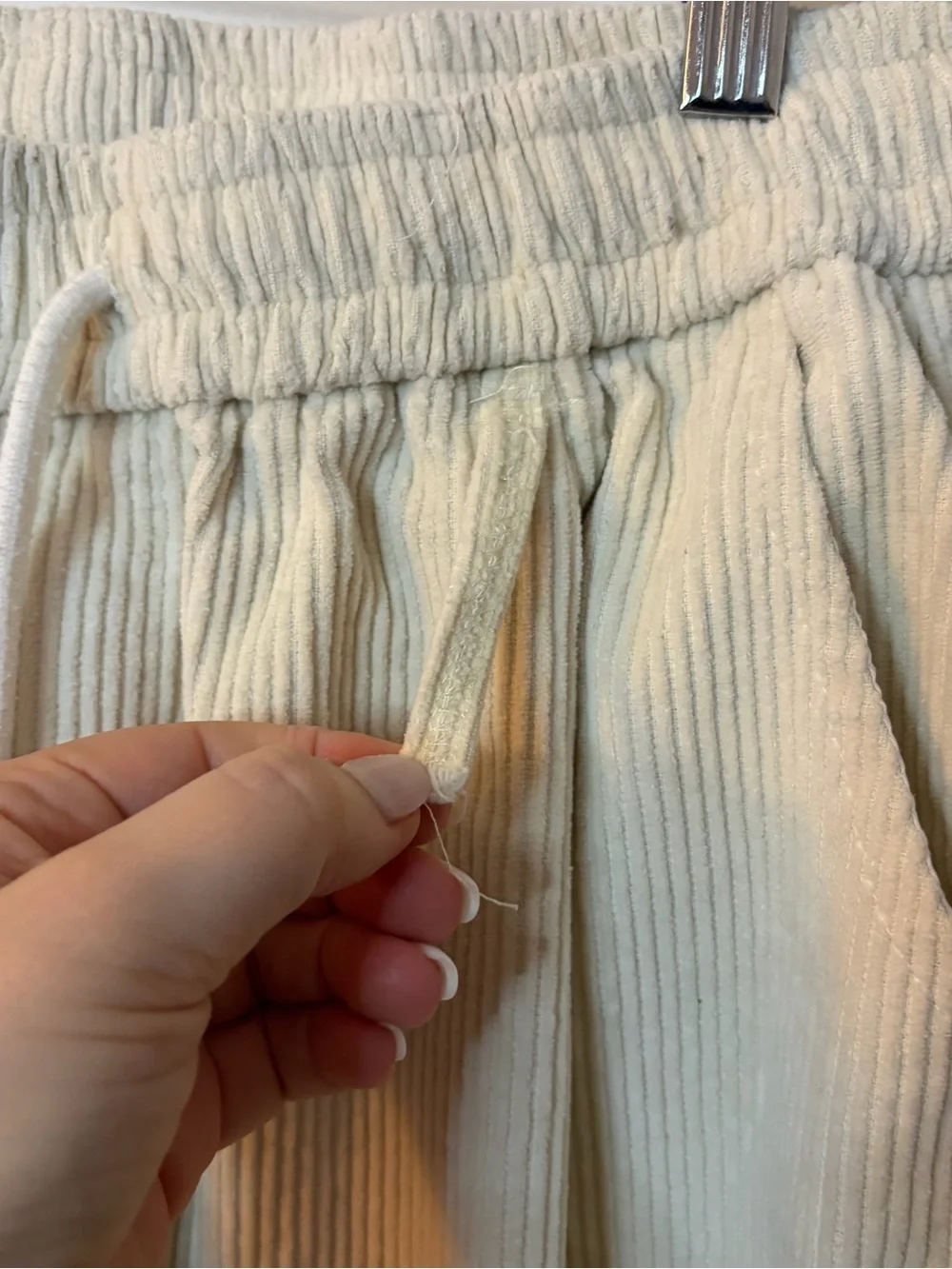 Aelfric Eden Cream Corduroy Elastic Waist Pants Large